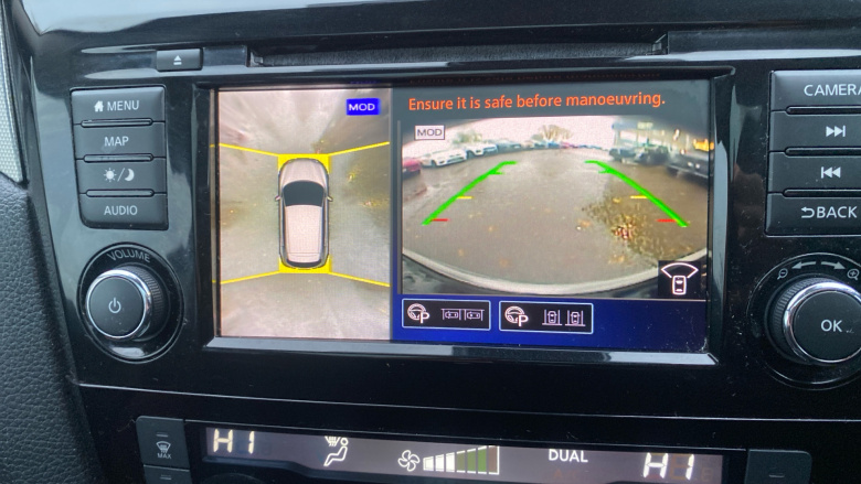 Nissan Qashqai 1.3 DiG-T N-Motion 5dr Petrol Hatchback